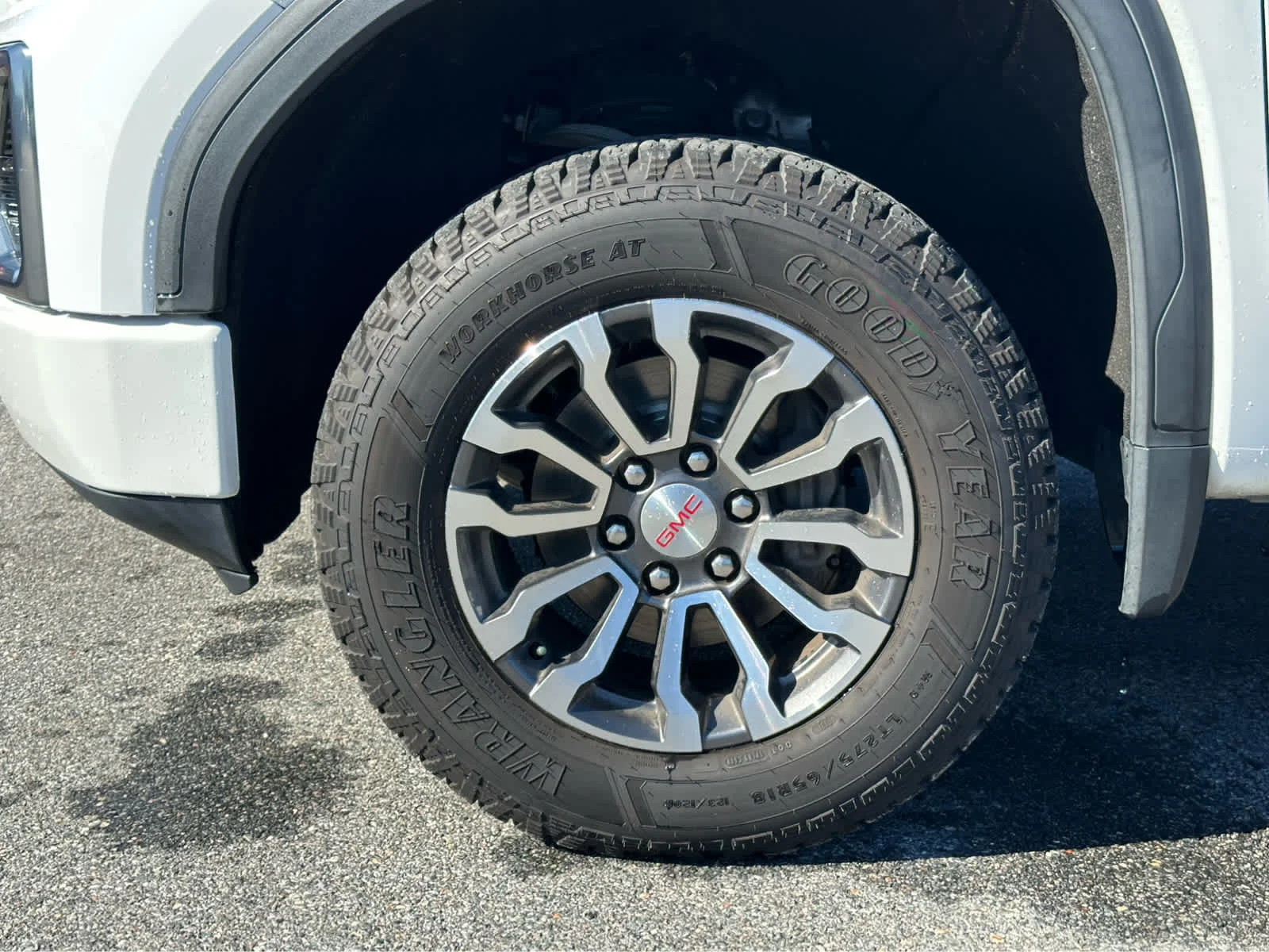 Used 2020 Summit White GMC AT4 image 10