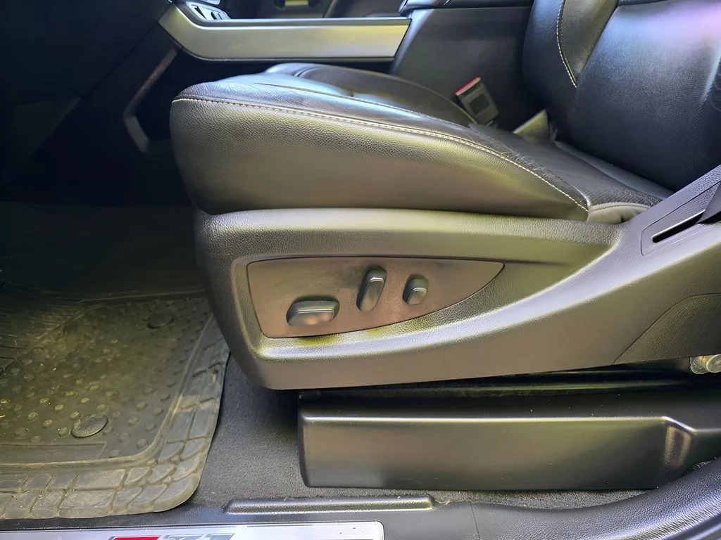 Used 2019 Blue Chevrolet LTZ image 16