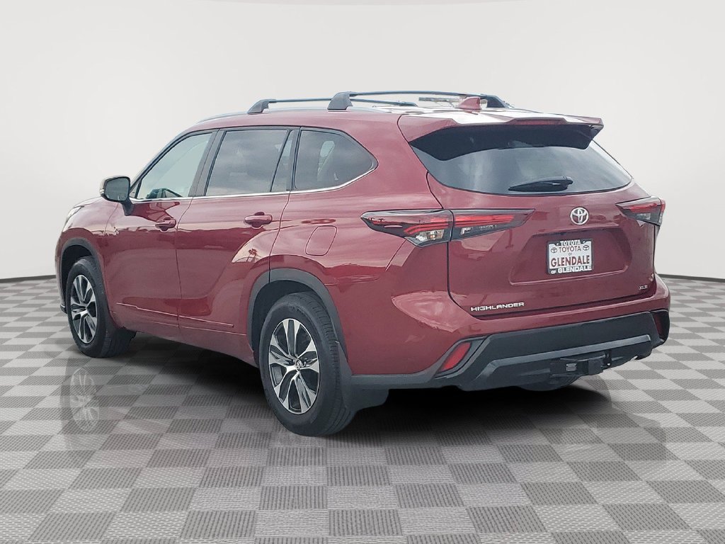 Certified Used 2025 Burgundy Toyota XLE image 3