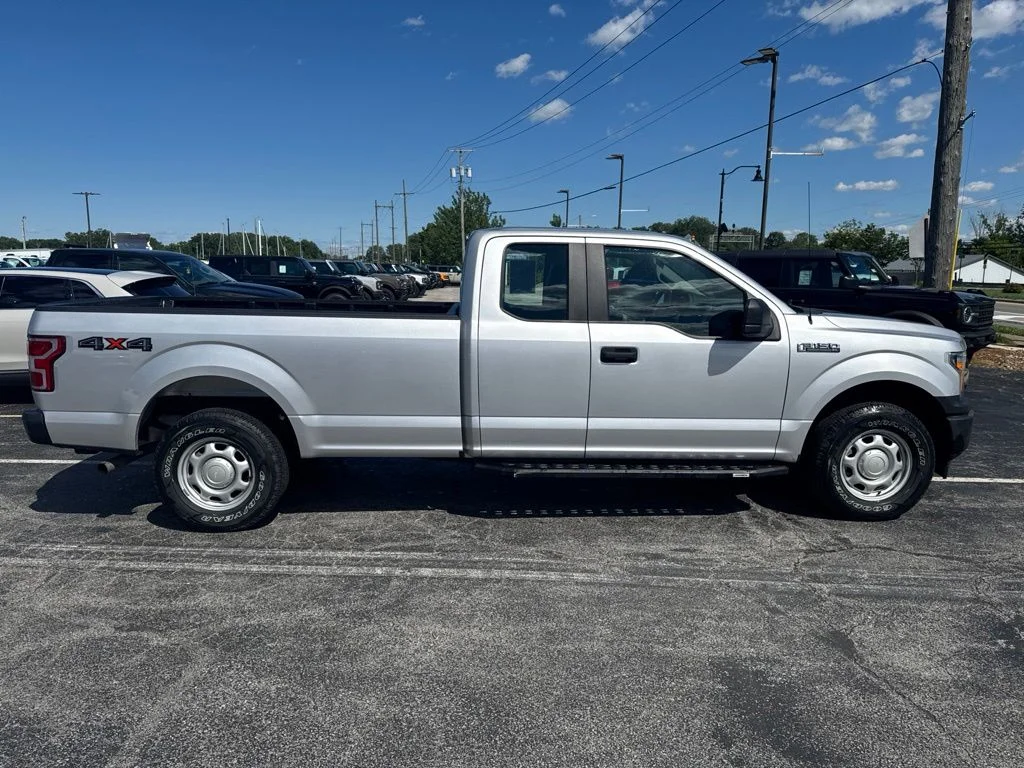 Used 2019 Silver Ford XL image 2