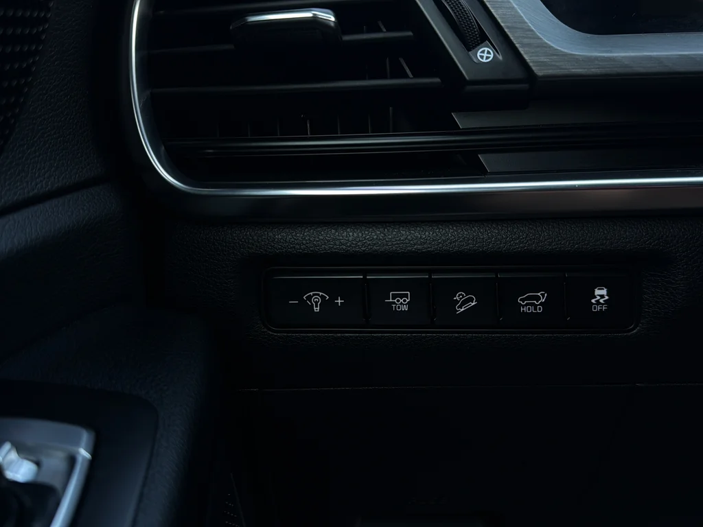 Certified Used 2023 Ebony Black Kia SX X-Line image 18