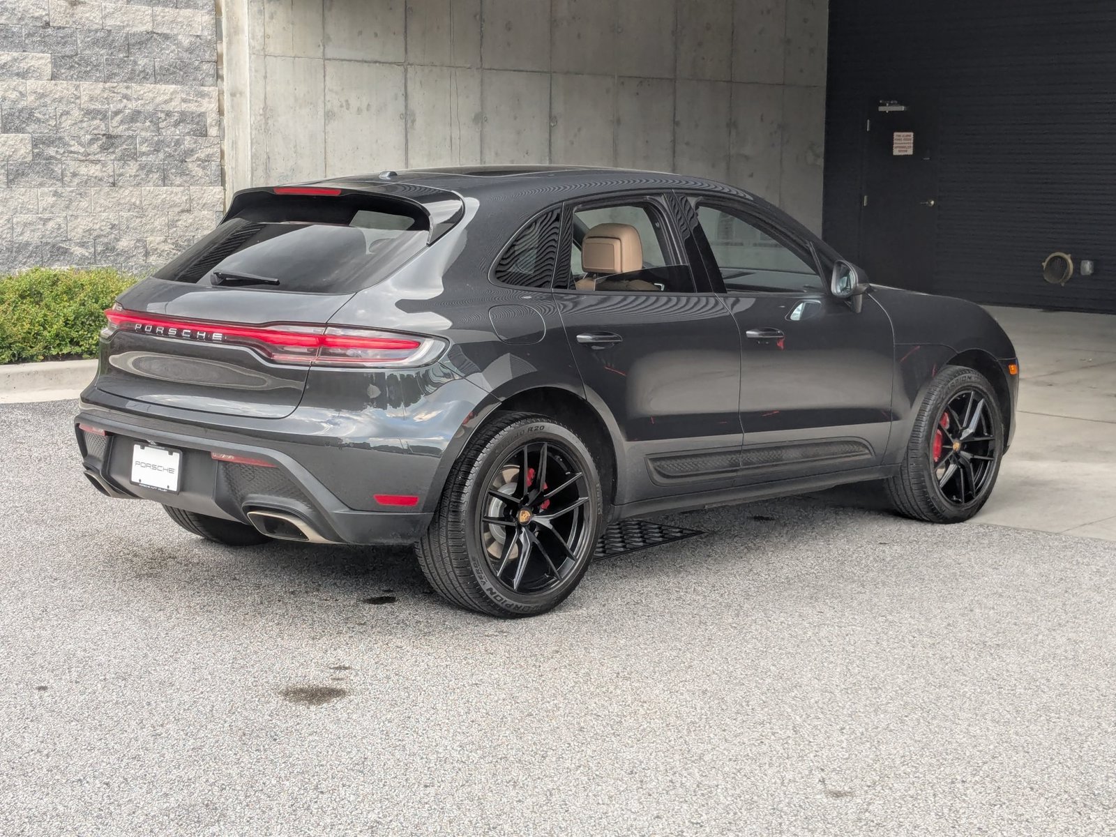 Used 2023 Volcano Grey Metallic Porsche  image 9