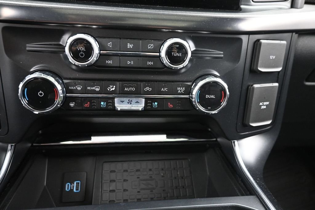 Used 2024 White Ford Raptor image 25
