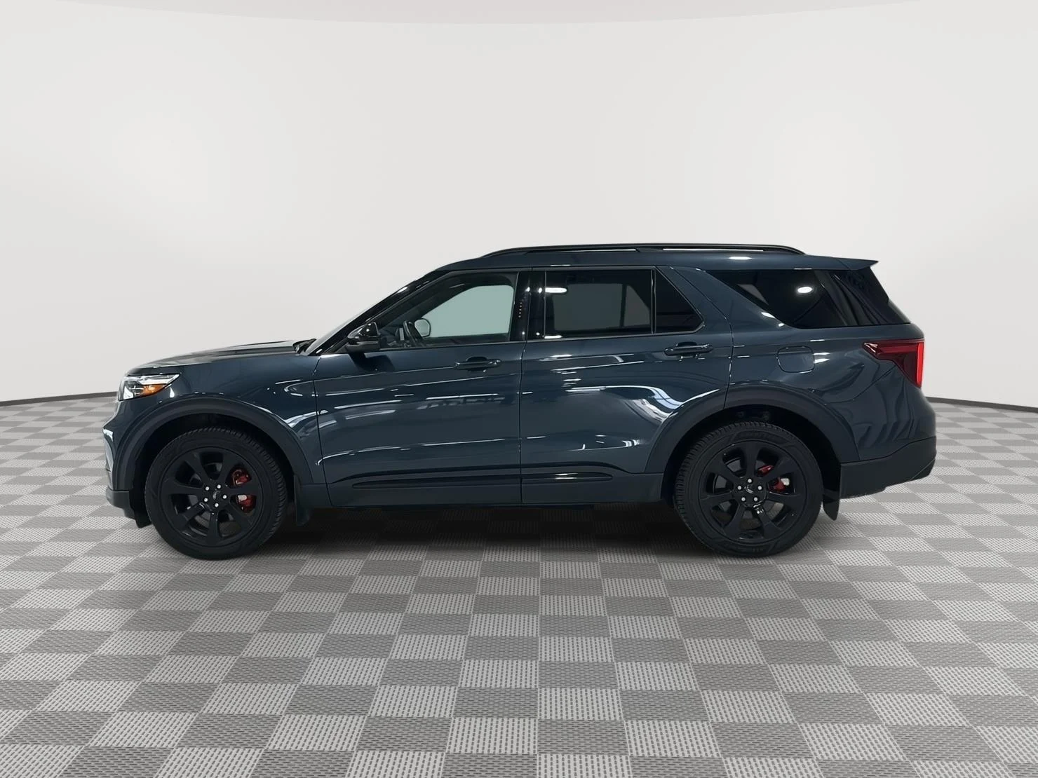 Used 2023 Ford Explorer ST with VIN 1FM5K8GC9PGA46681 for sale in Alexandria, Minnesota