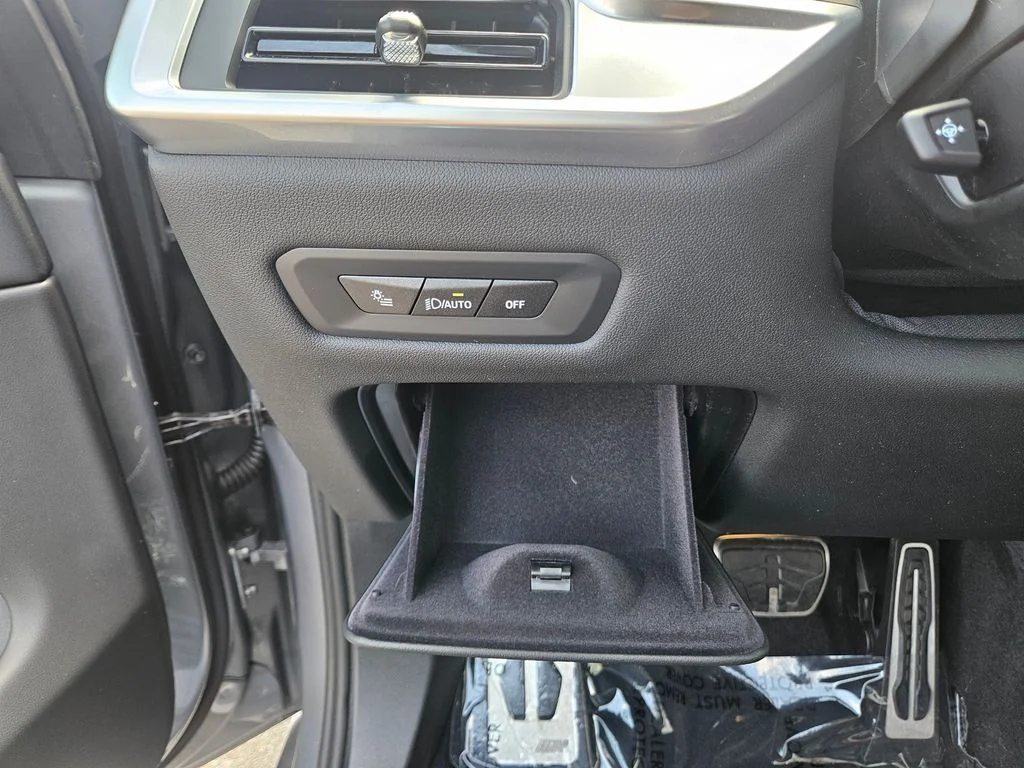 Certified Used 2026 Skyscraper Grey Metallic BMW M60i image 32