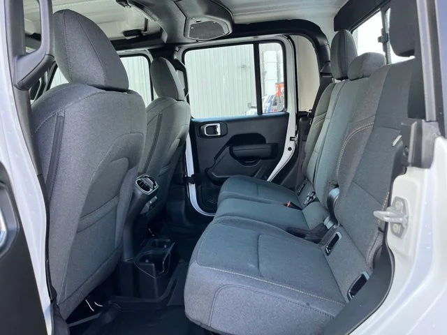 New 2026 Bright White Clearcoat Jeep  image 18