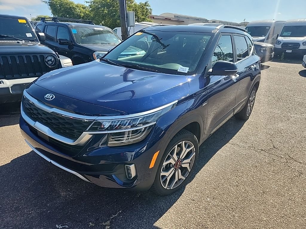 Used 2021 Blue Kia SX image 3
