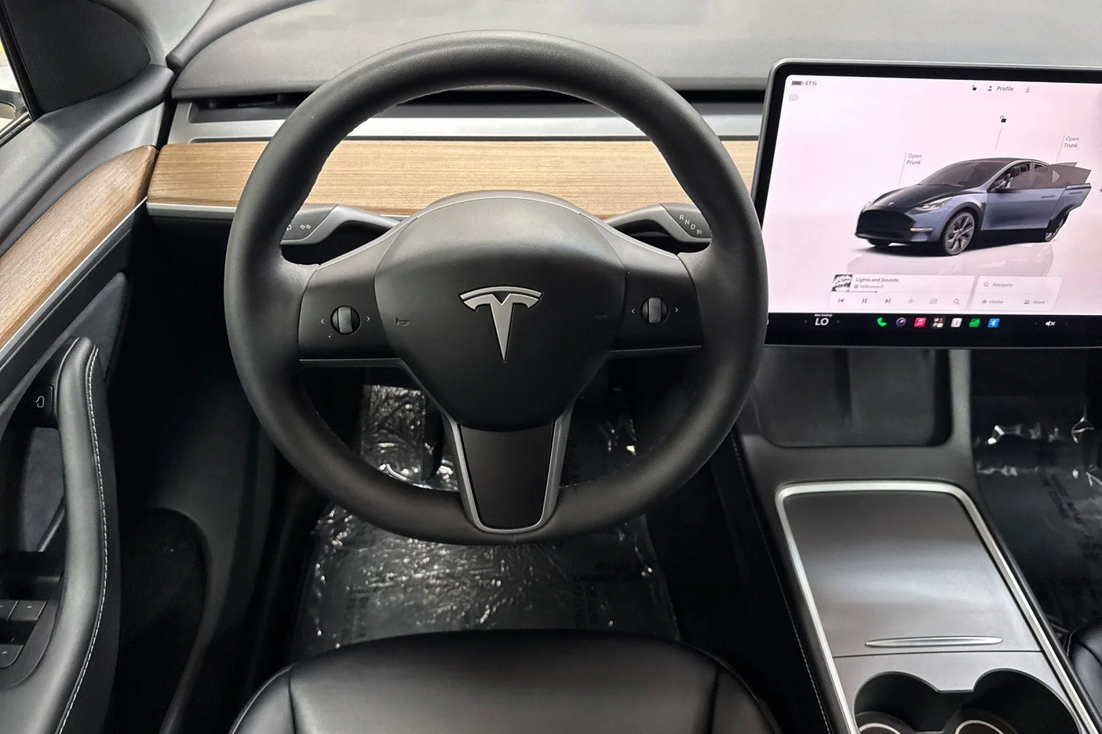 Used 2024  Tesla Long Range image 18