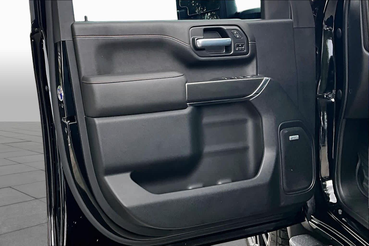 Used 2021 Onyx Black GMC AT4 image 26
