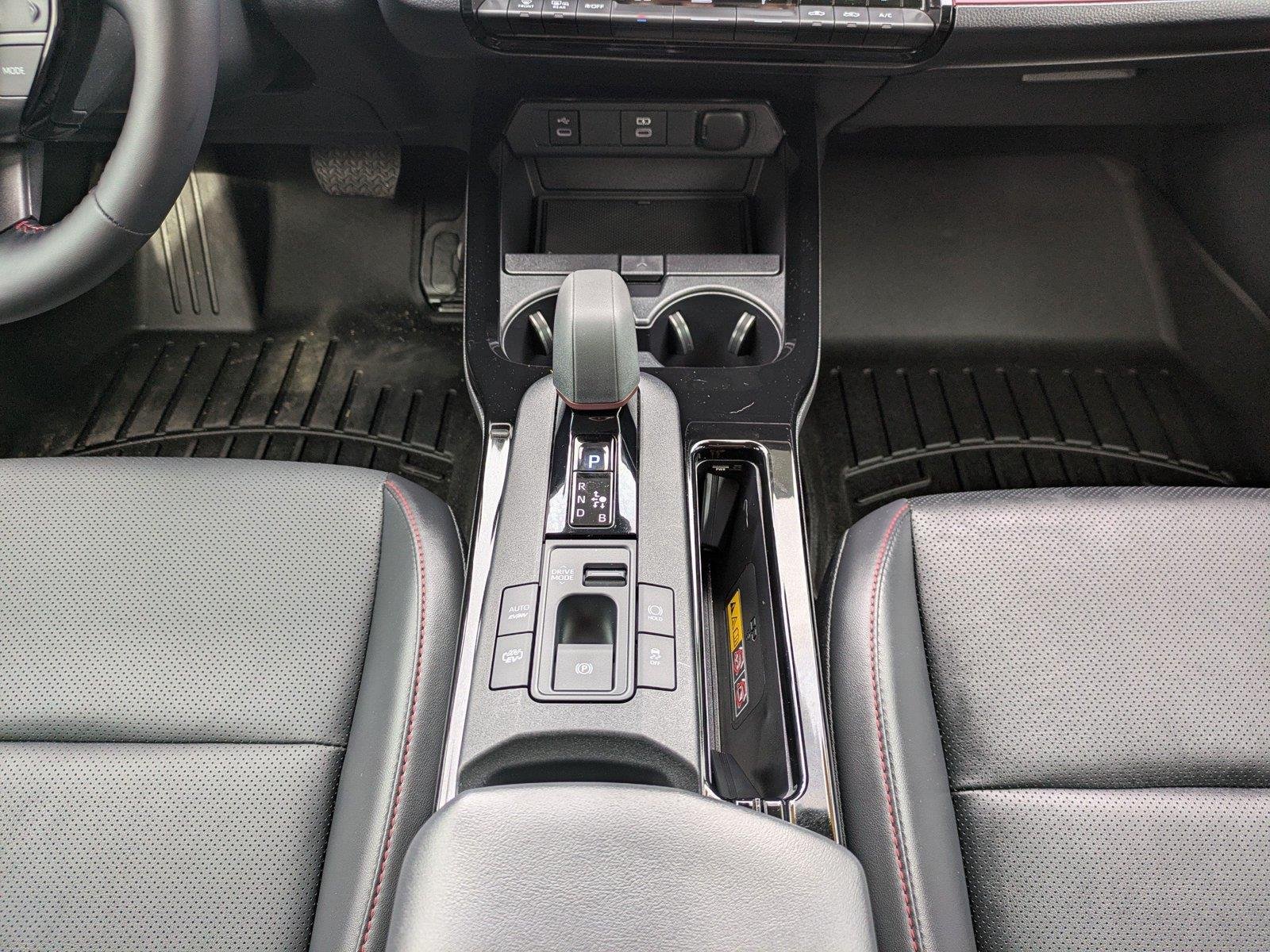 Used 2026 Wind Chill Pearl Toyota XSE Premium image 18