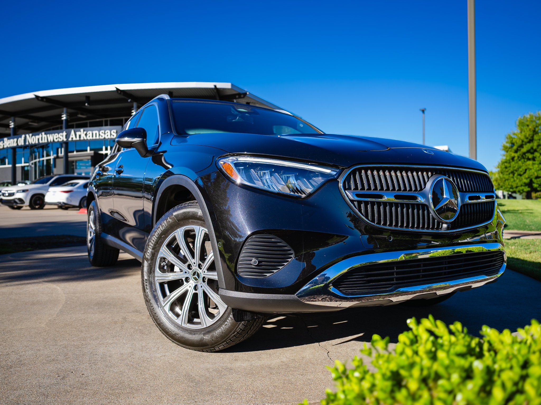 Certified Used 2024 Obsidian Black Metallic Mercedes-Benz GLC 300 image 2