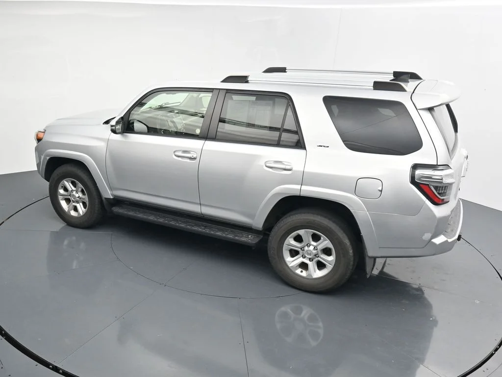 Used 2022 Silver Toyota SR5 Premium image 13
