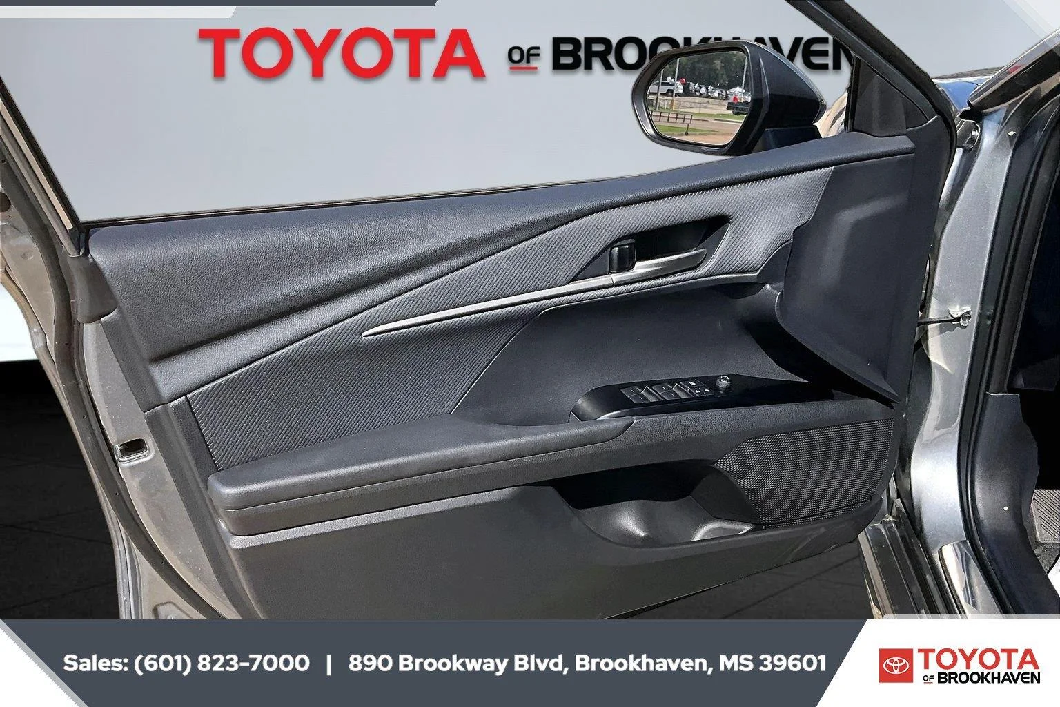 Used 2025 Heavy Metal Toyota SE image 17