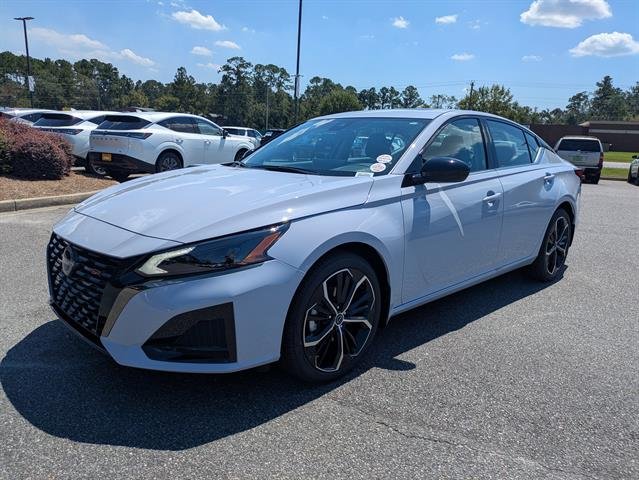 New 2025 Gray Sky Pearl Nissan SR image 8