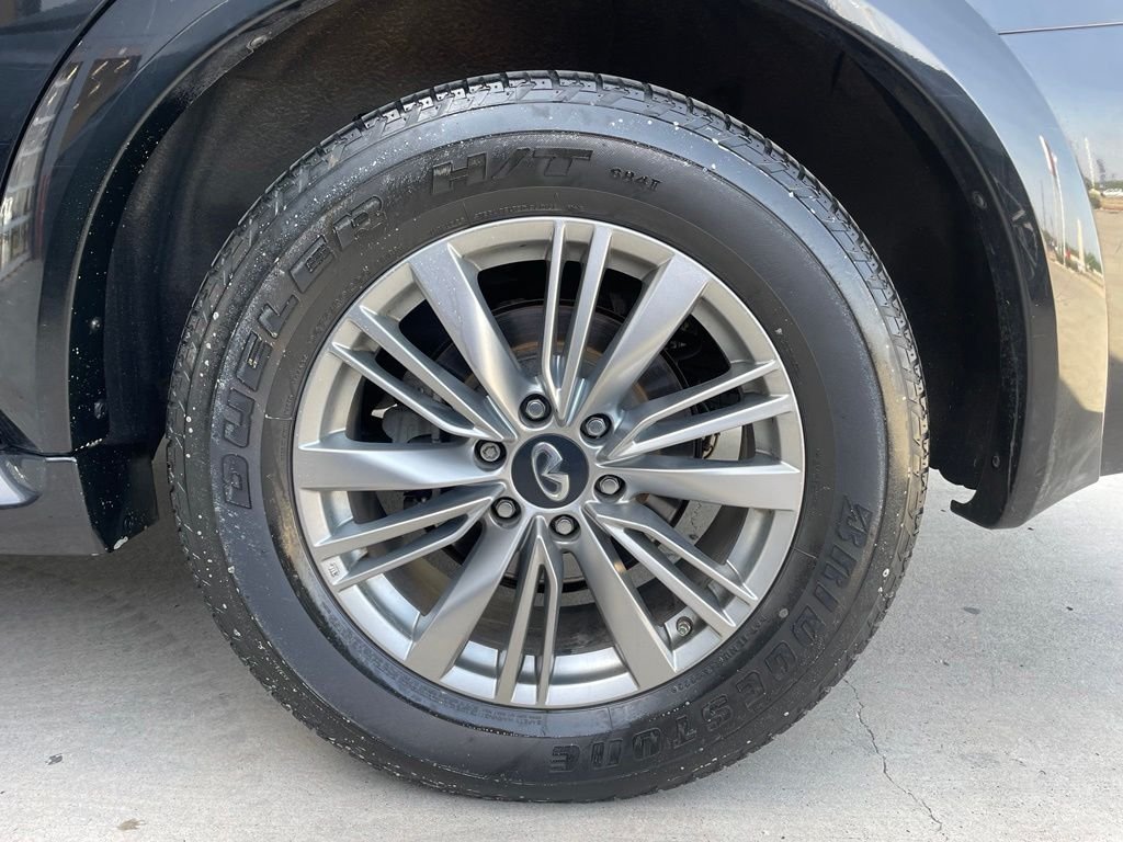 Used 2020 Black INFINITI LUXE image 20