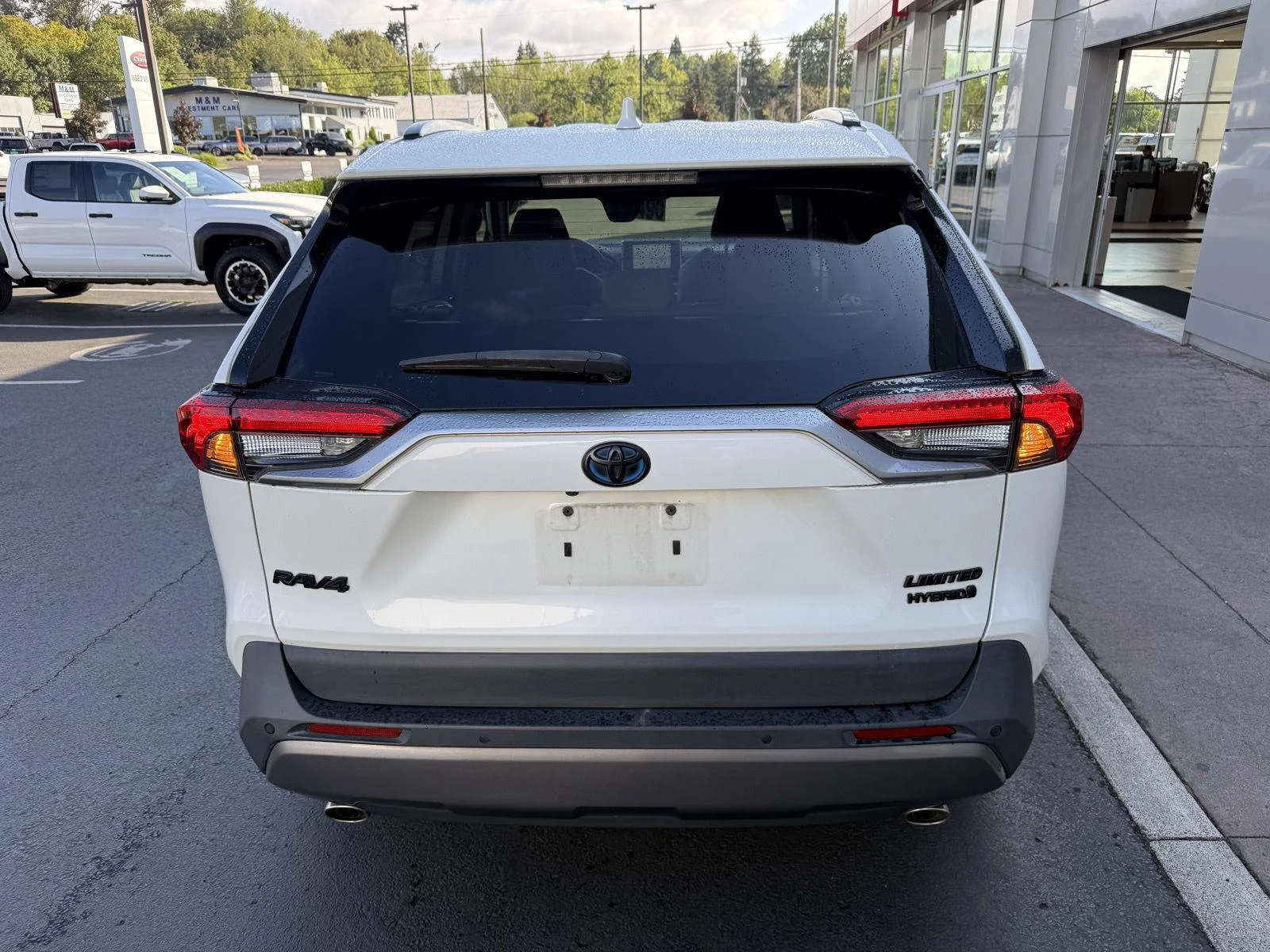 Used 2021 Blizzard Pearl Toyota Hybrid Limited image 4