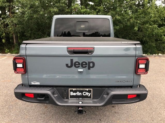 Used 2025 Gray Jeep High Tide image 6
