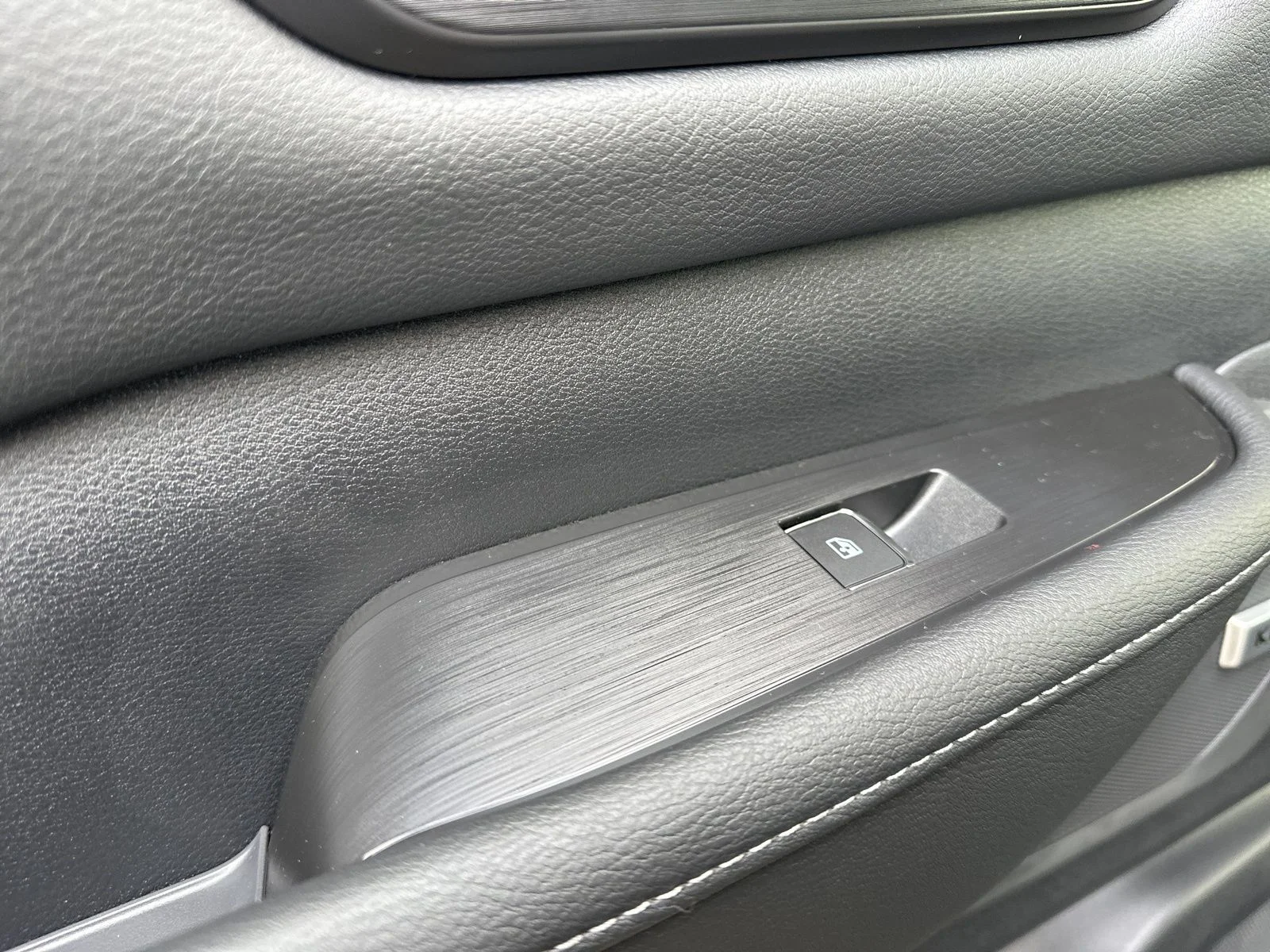 2026 Nissan Armada PRO-4X - Photo 25