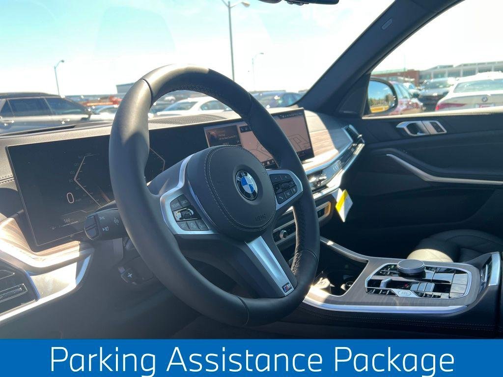 New 2026 Black Sapphire Metallic BMW xDrive40i image 4