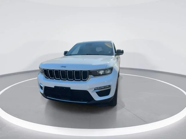 Used 2023 White Jeep Limited image 3