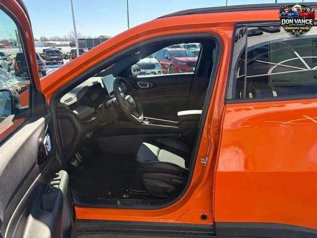New 2026 Joose Exterior Paint Jeep Latitude image 11