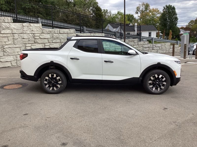 New 2026 White Hyundai SEL image 8