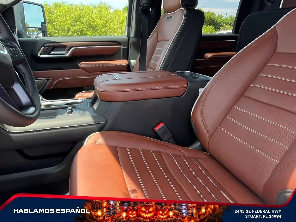New 2026 Glacier White Tricoat GMC Denali Ultimate image 10