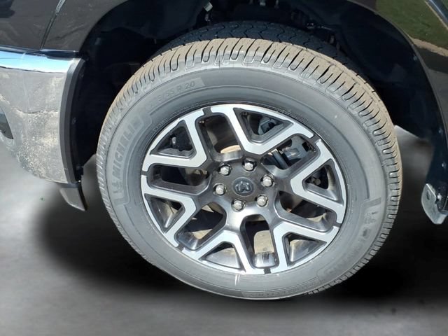 Used 2025  Ram Laramie image 17
