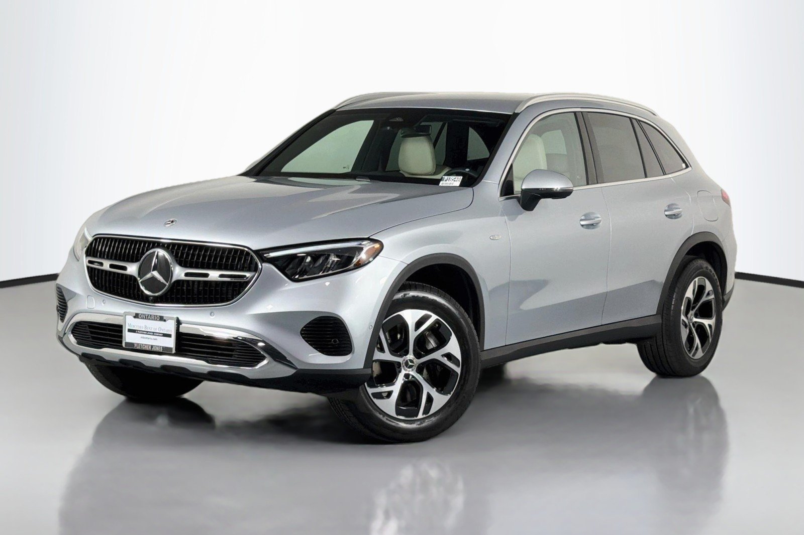 2025 Mercedes-Benz GLC