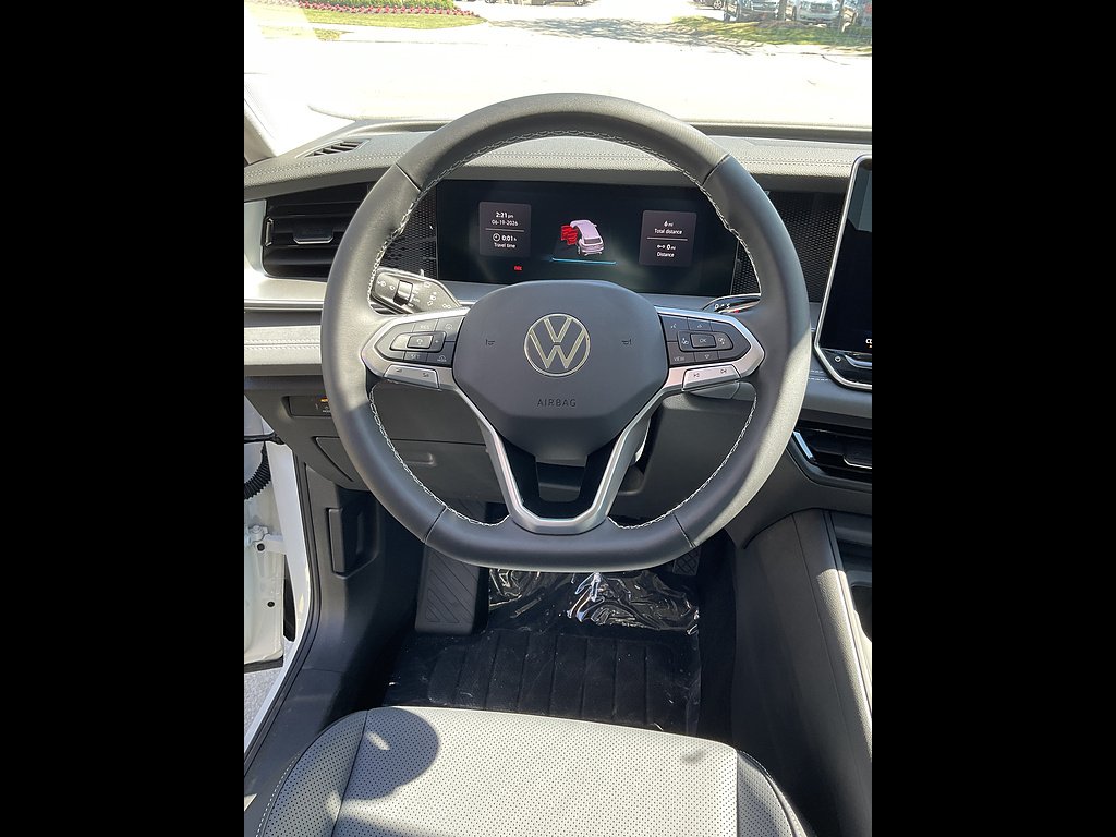 New 2026 Pure White Volkswagen SE 4Motion image 8