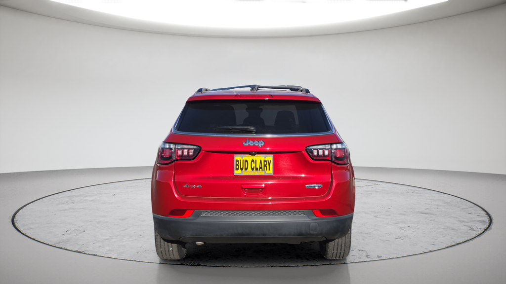 Used 2025 Red Jeep Latitude image 16