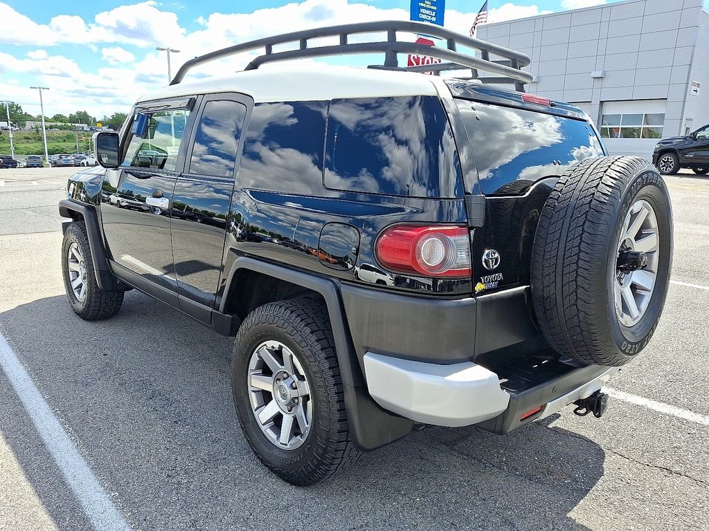Used 2014 Black Toyota Base image 5
