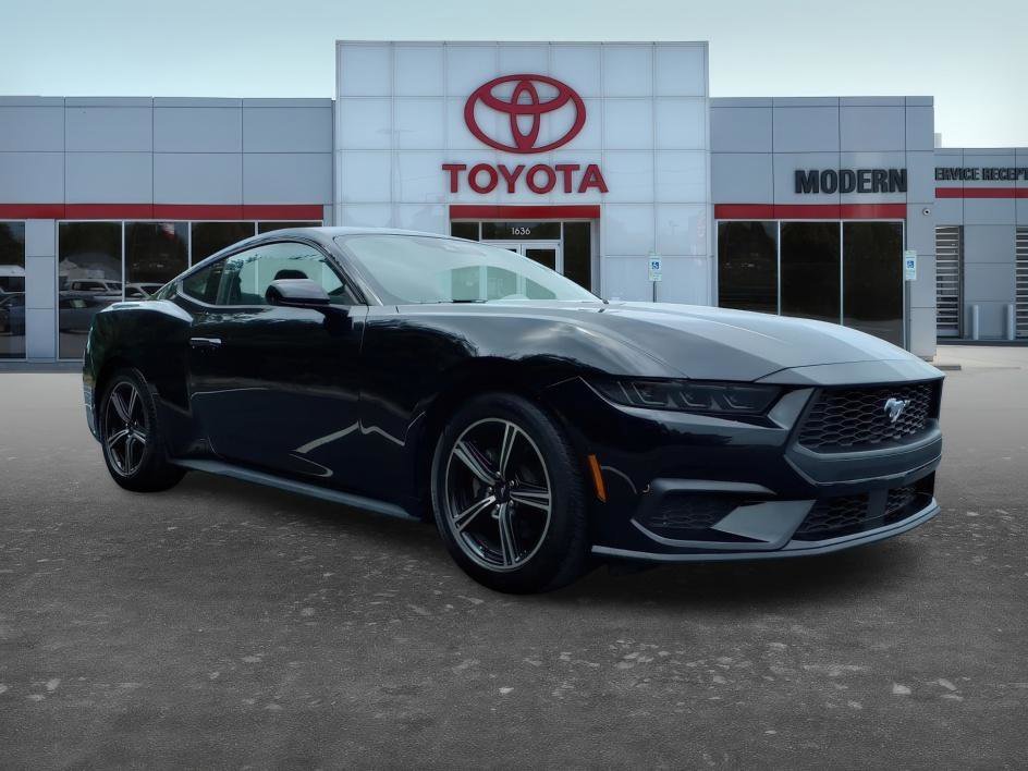 Used 2025 Shadow Black Ford EcoBoost image 8