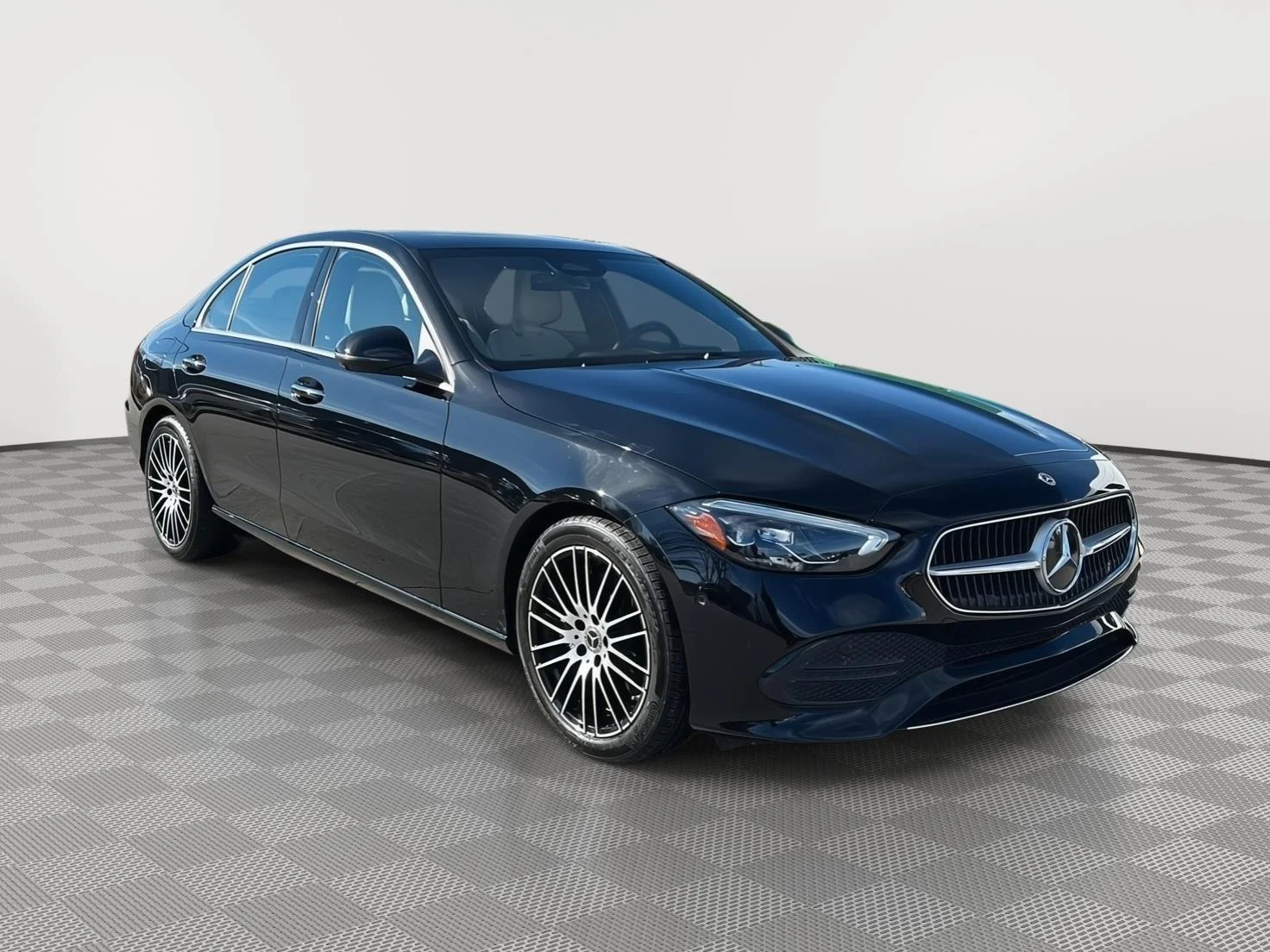 2025 Mercedes-Benz C-Class C 300 4MATIC's photo