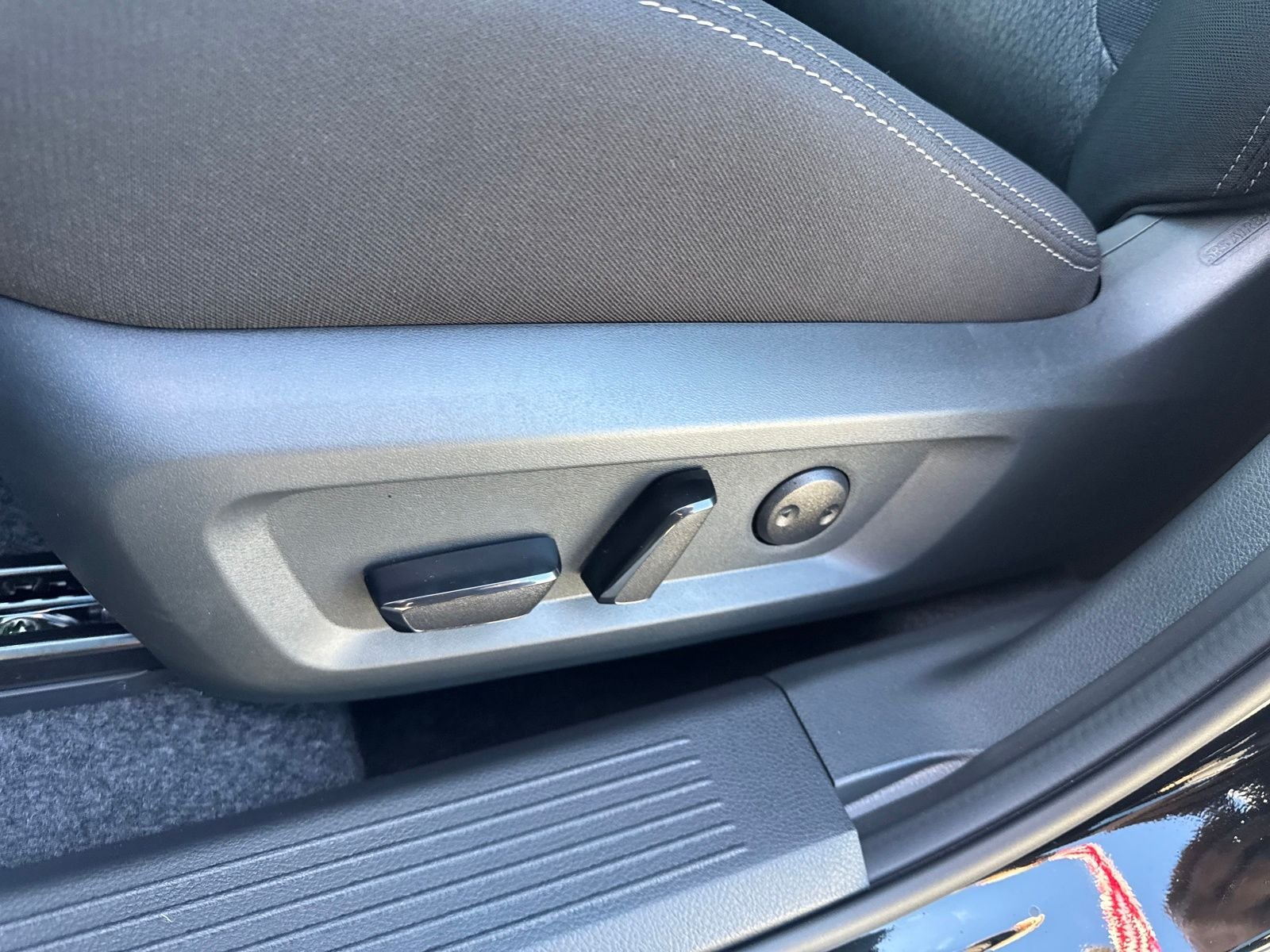 New 2026 Nissan Rogue SV 4D Sport Utility