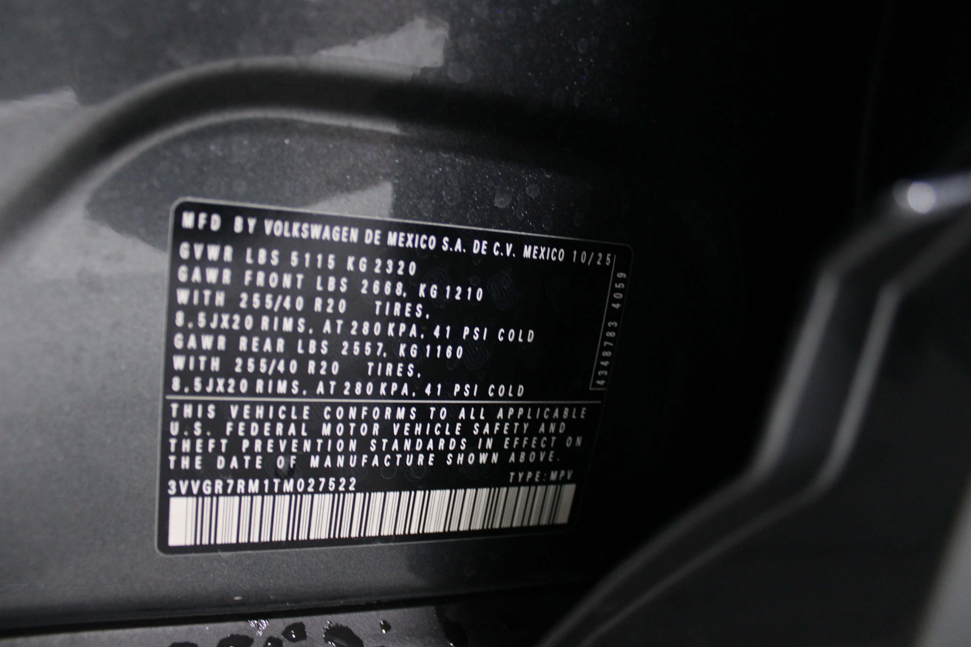 New 2026 Platinum Gray Metallic Volkswagen SE R-Line Black image 35
