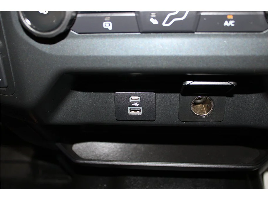 Used 2021 White Ford XL Pickup 4D 6 1/2 ft image 32