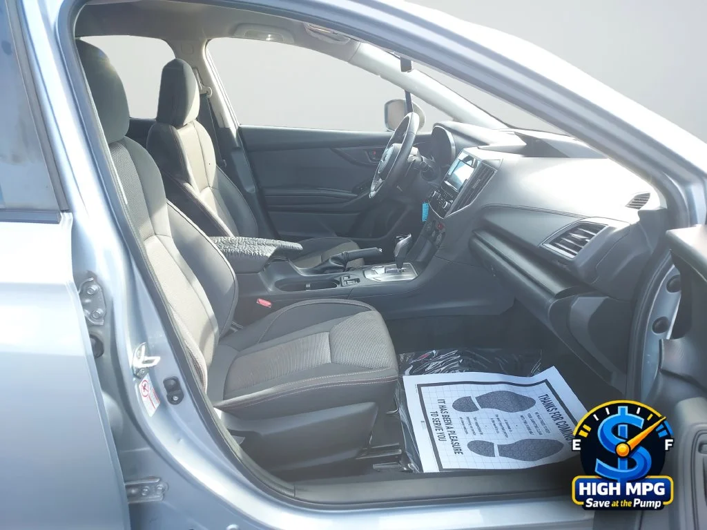 Used 2019 Silver Subaru 2.0i Premium image 23