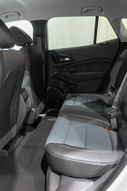 New 2026 Summit White Chevrolet LT image 10