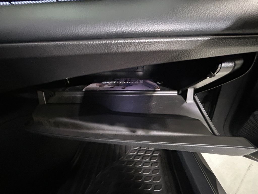 Used 2025  Toyota XSE image 28