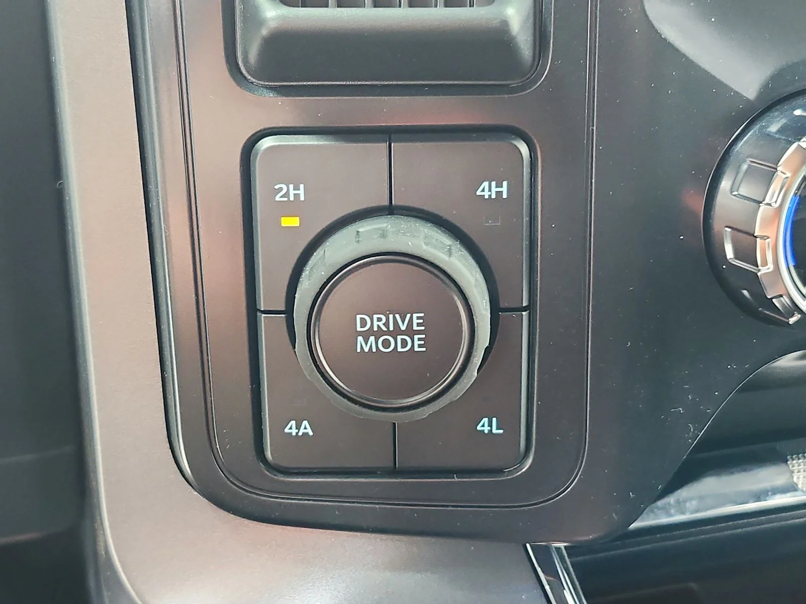 New 2026 Gray Ford Lariat image 30