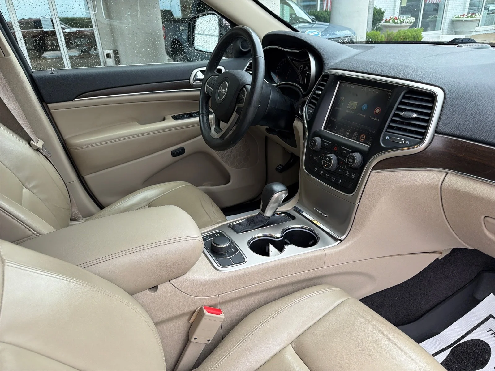 Used 2017 Velvet Red Pearlcoat Jeep Limited image 16