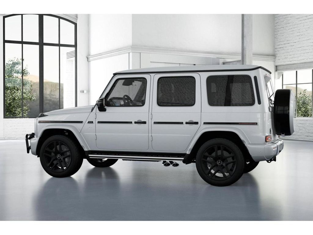 New 2027 MANUFAKTUR Moonlight White Metallic Mercedes-Benz AMG® G 63 SUV image 32