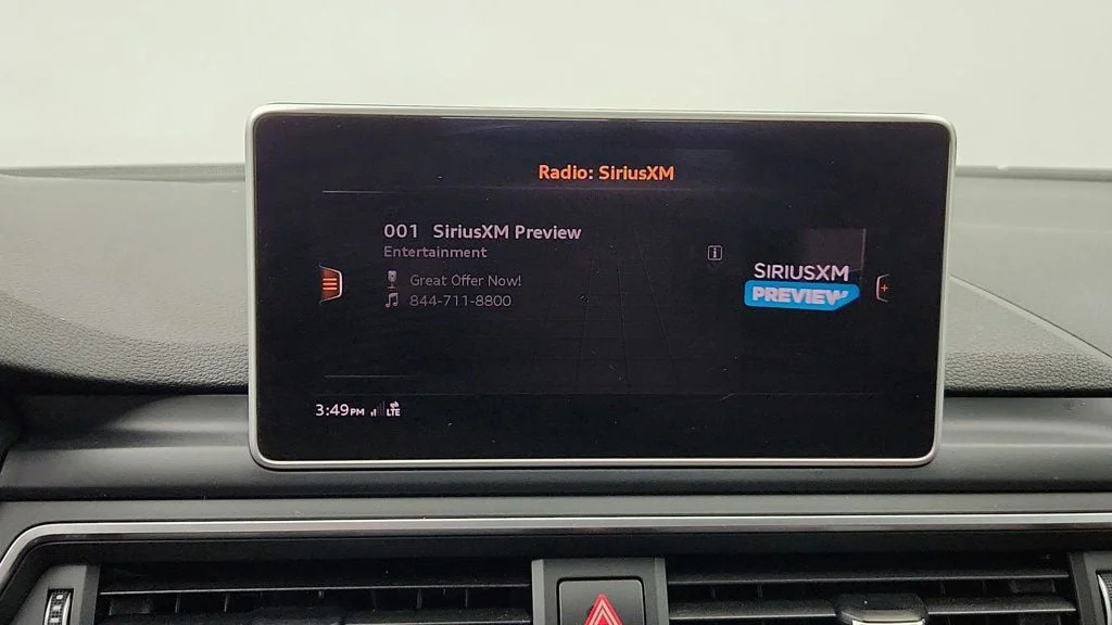 Used 2019 Glacier White Metallic Audi Premium Plus 3.0 TFSI quattro w/ B&O Sound & Magma Red Leather image 24