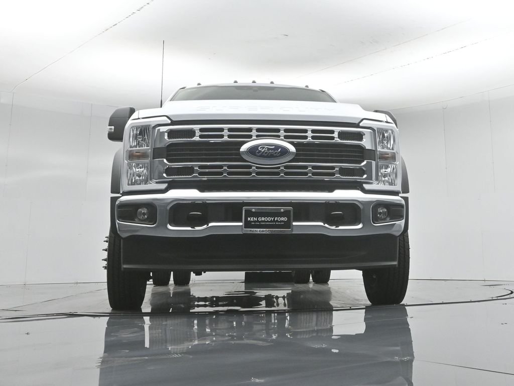 New 2026 Oxford White Ford XL image 38