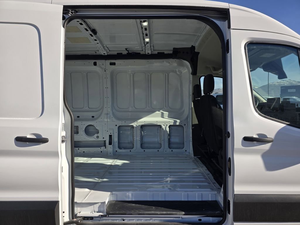 New 2026 Oxford White Ford XL image 28