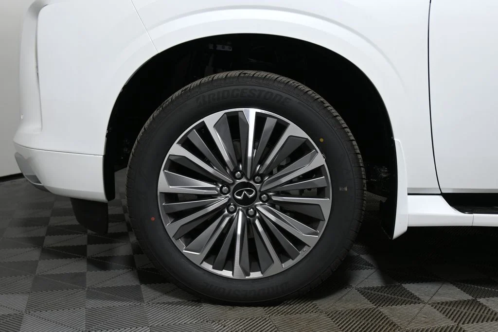 2026 INFINITI QX80 Luxe - Photo 11