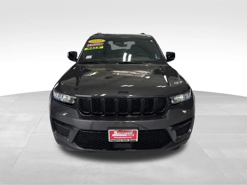 2025 Jeep Grand Cherokee Altitude - Photo 7