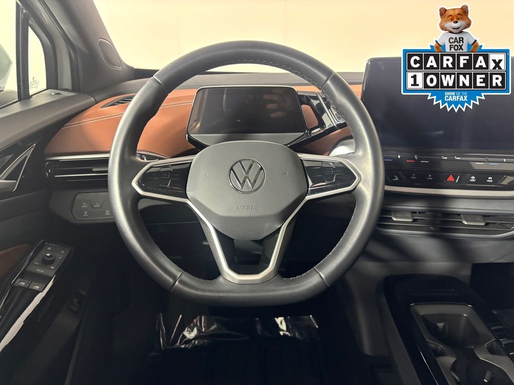 Used 2021 Glacier White Metallic/Black Roof Volkswagen Pro S image 16
