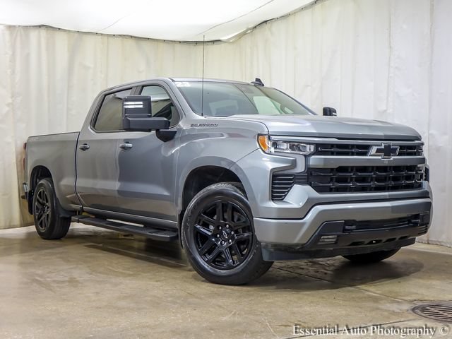 Used 2023 Gray Chevrolet RST image 2